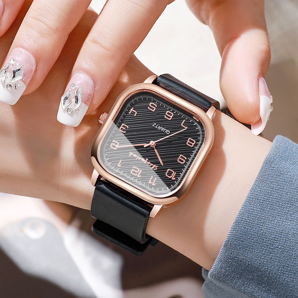 Fashion Square Women Watches C - Silicone Band Women recensione e prezzo