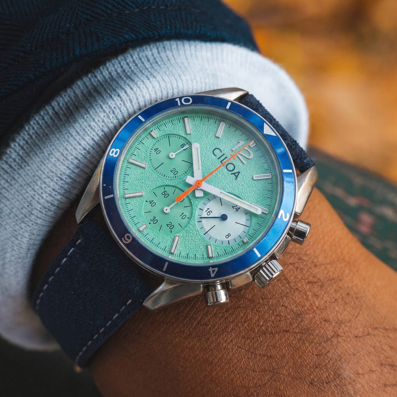CILOA Men's Chronograph Watch  - Suede Strap Watch recensione e prezzo