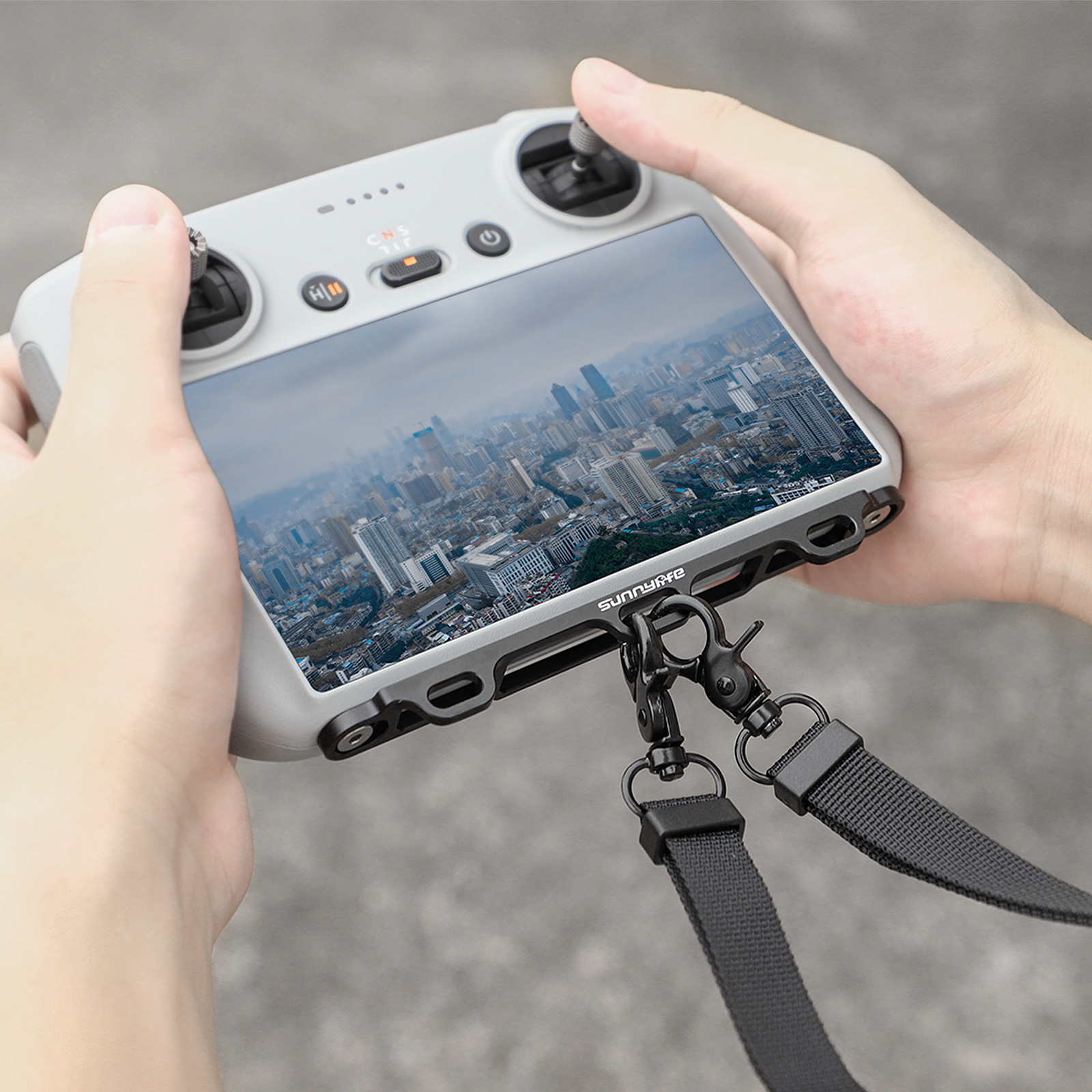 Sunnylife Mavic 4 Pro/Air 3S R - Leather Strap Quick Release recensione e prezzo