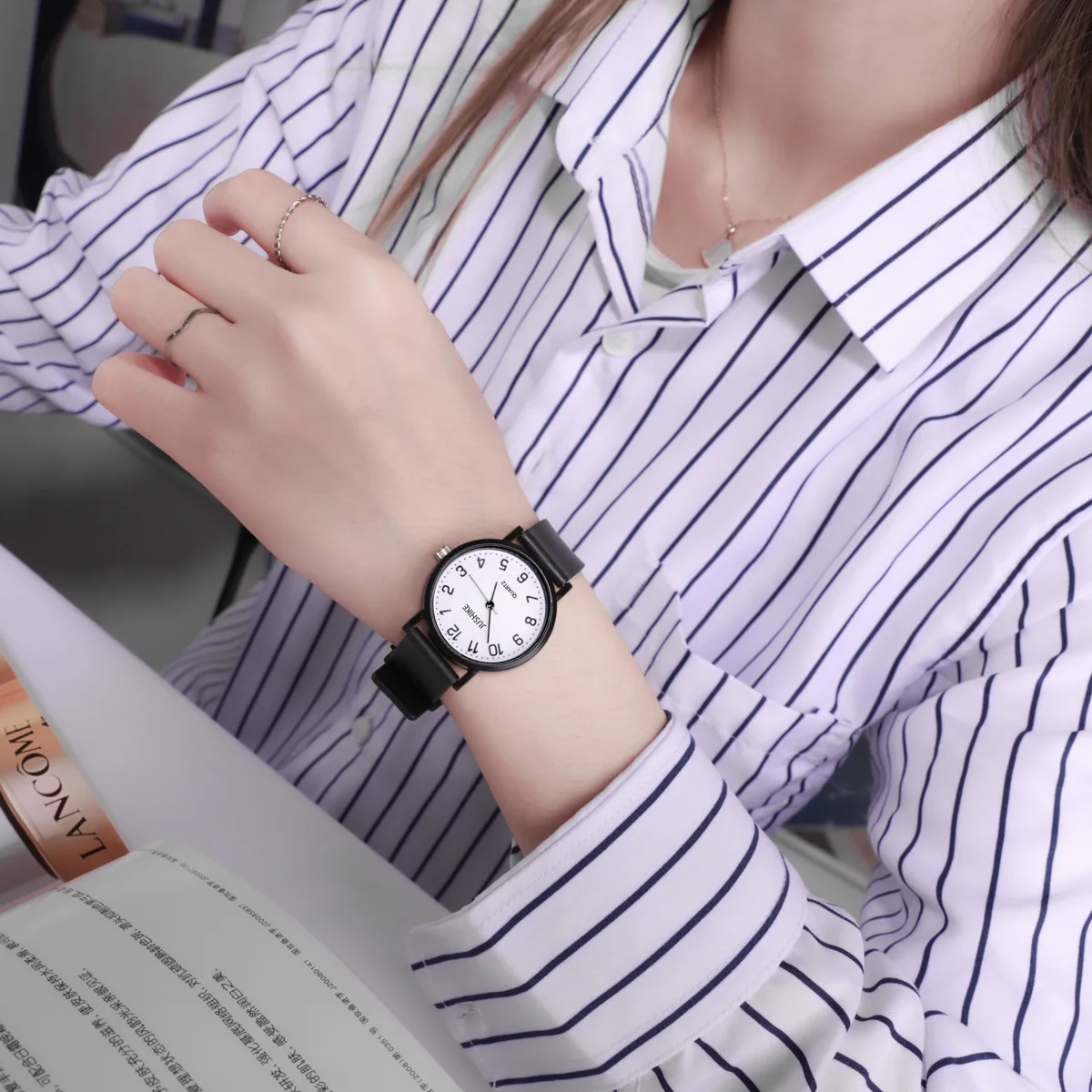 Simple Black Watch Quartz Watc - Silicone Band Women recensione e prezzo