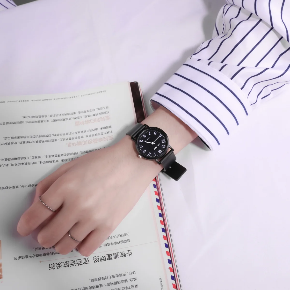 Simple Black Watch Quartz Watc - Silicone Band Women recensione e prezzo