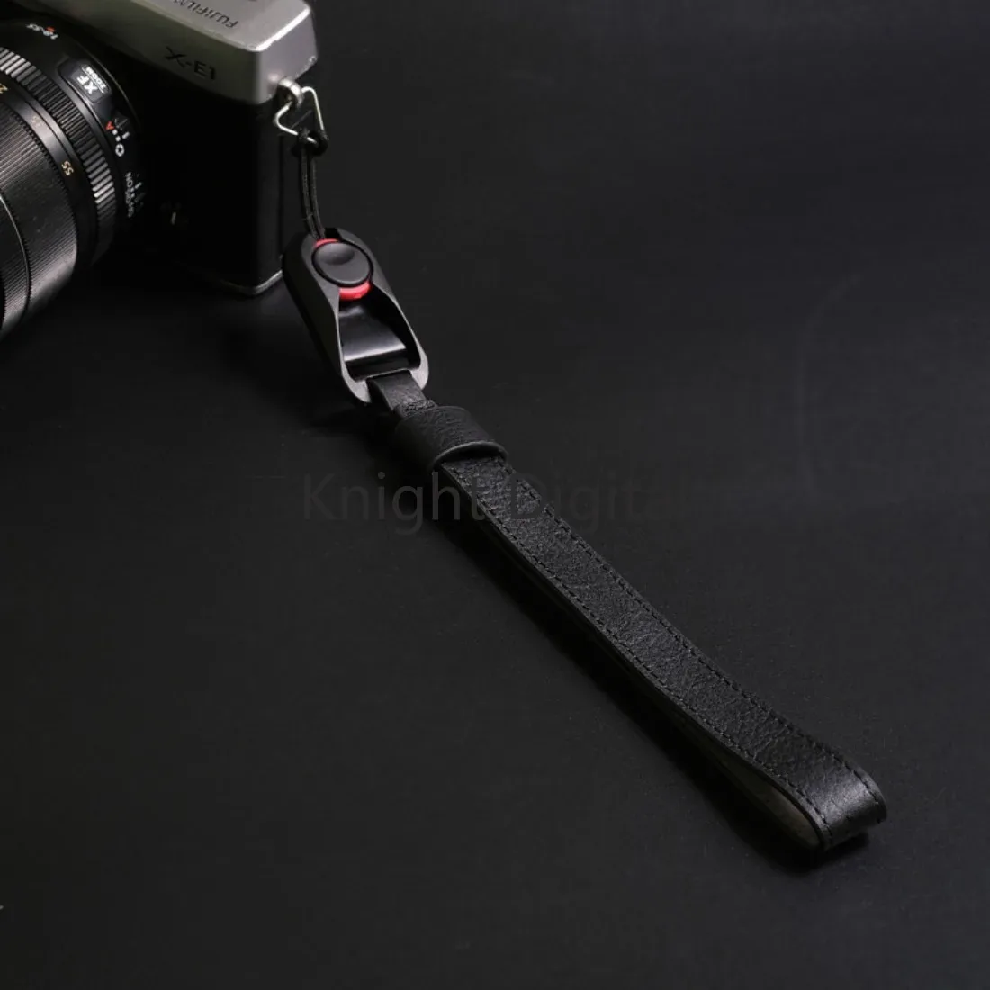Genuine Leather Camera Wrist S - Leather Strap Quick Release recensione e prezzo